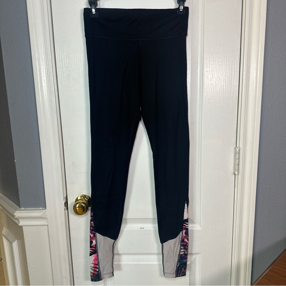 Victoria’s Secret pink‎ ultimate black leggings size xs